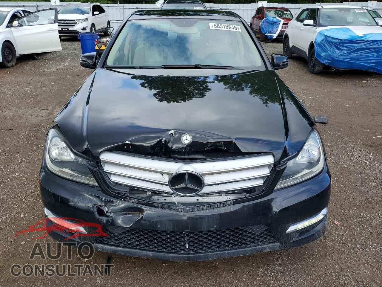 MERCEDES-BENZ C-CLASS 2012 - WDDGF8BB1CA648557
