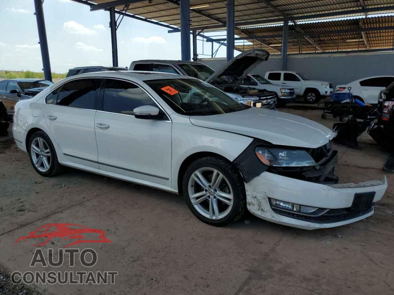 VOLKSWAGEN PASSAT 2015 - 1VWCV7A32FC008976
