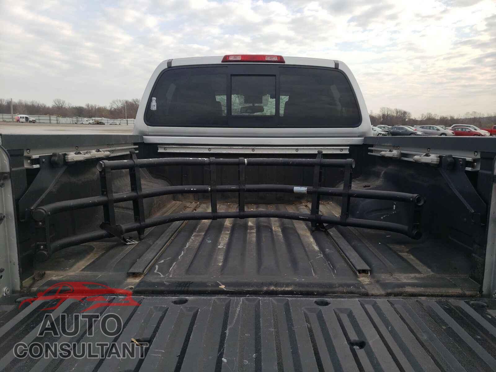NISSAN FRONTIER 2017 - 1N6DD0EV2HN705596