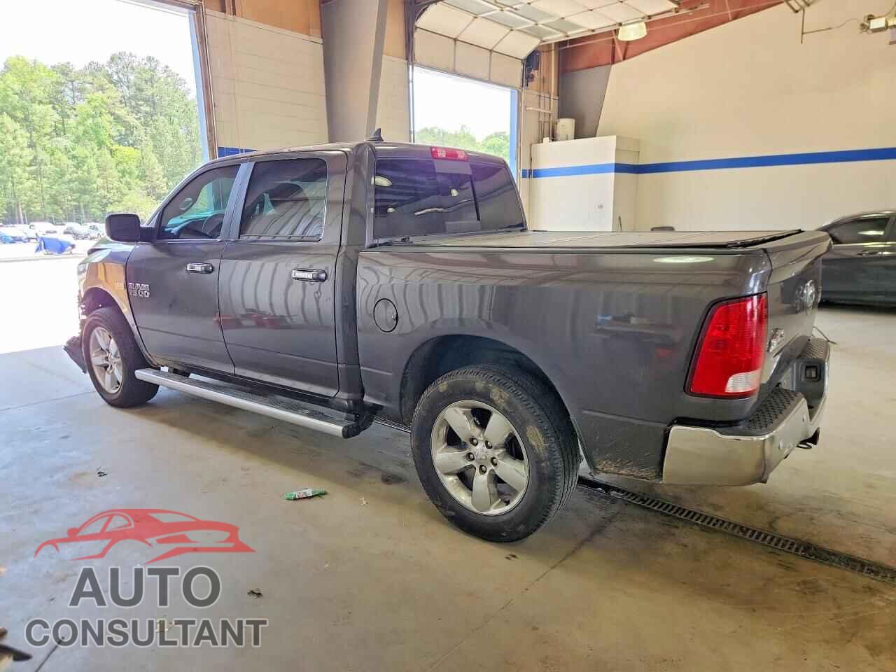 DODGE RAM 1500 2017 - 1C6RR7LT3HS666546