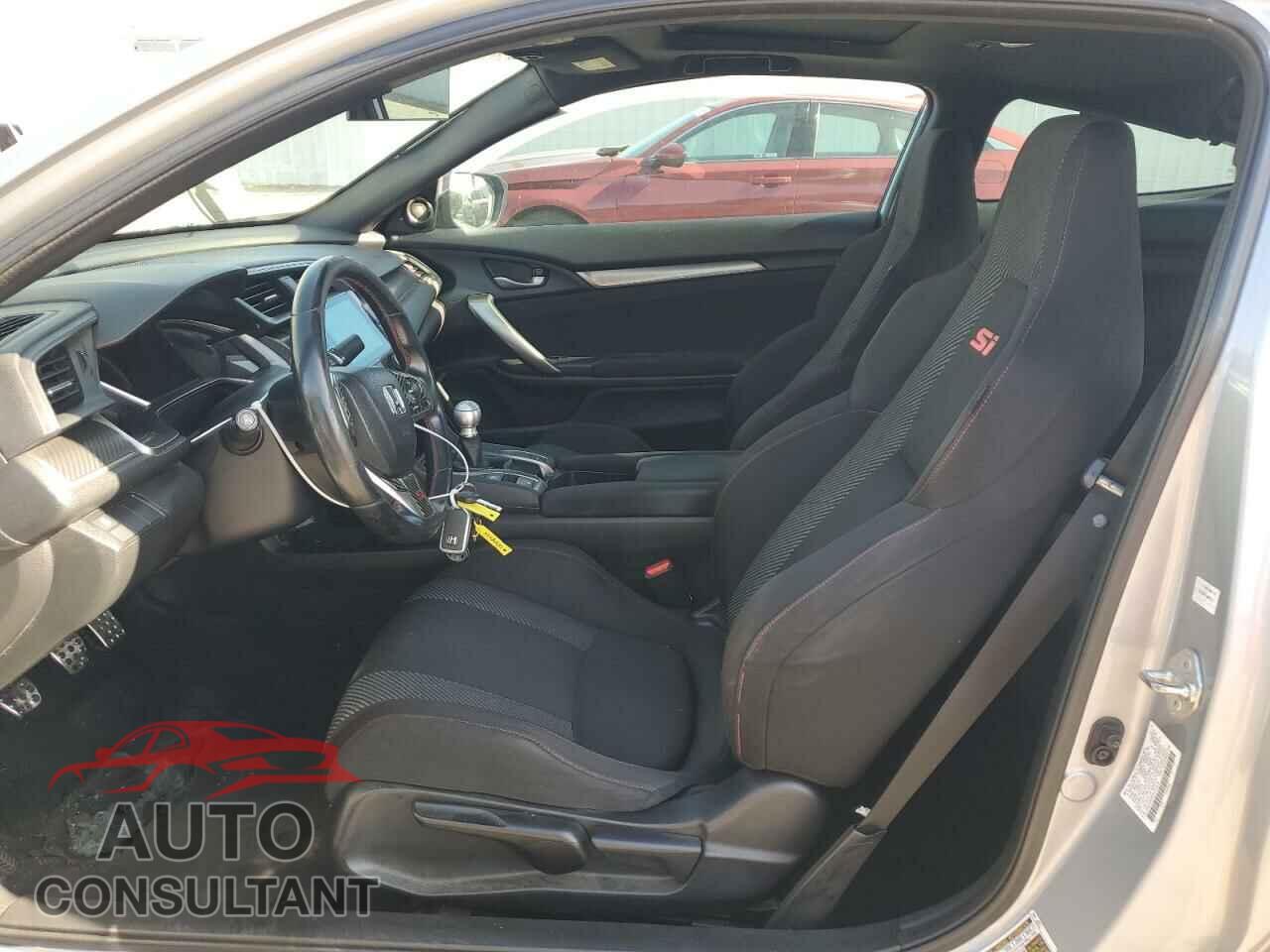 HONDA CIVIC 2018 - 2HGFC3A50JH752678