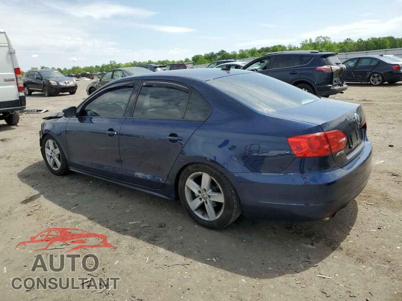 VOLKSWAGEN JETTA 2012 - 3VW3L7AJ5CM369357