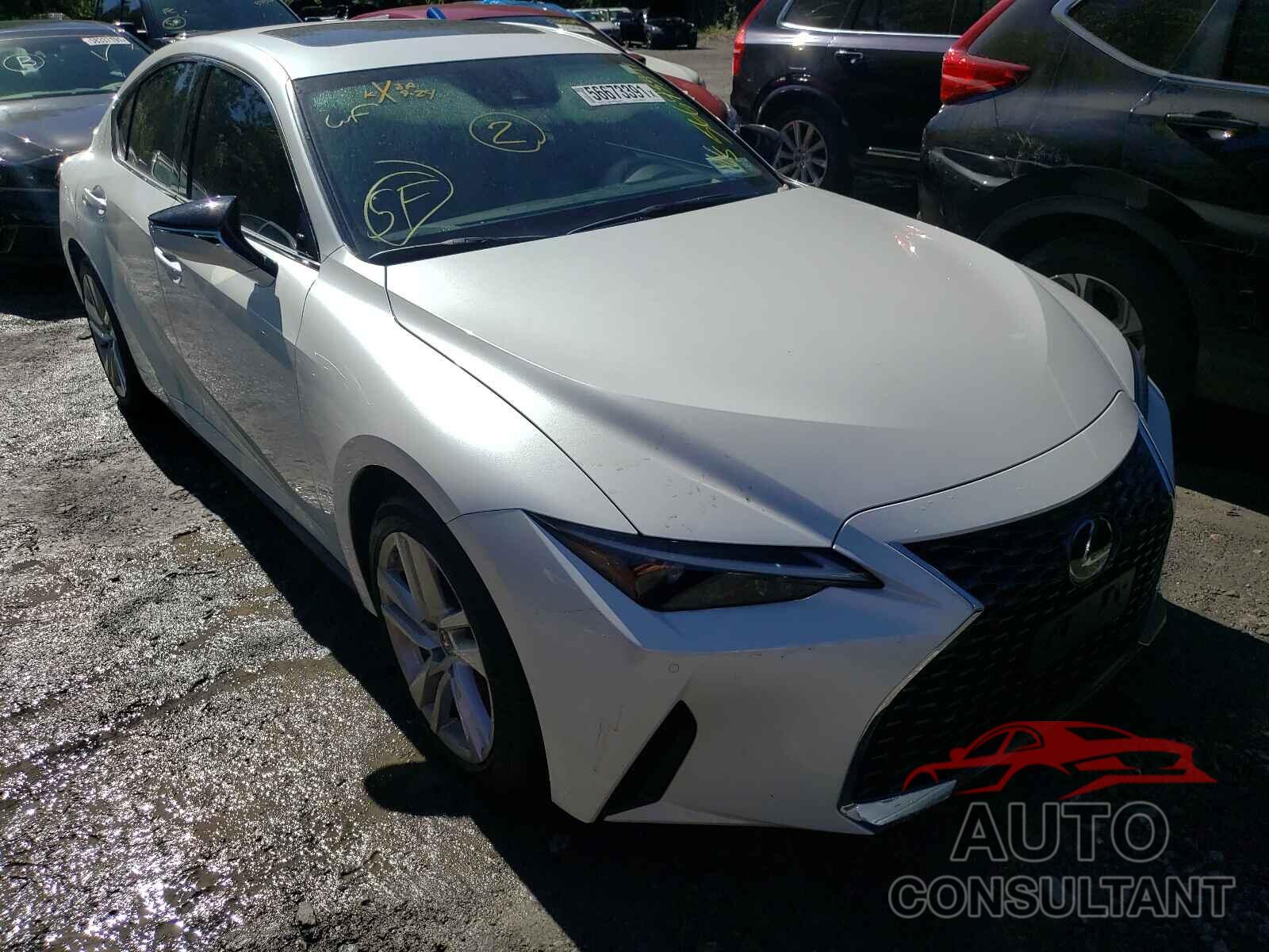 LEXUS IS 2021 - JTHC81F20M5047430