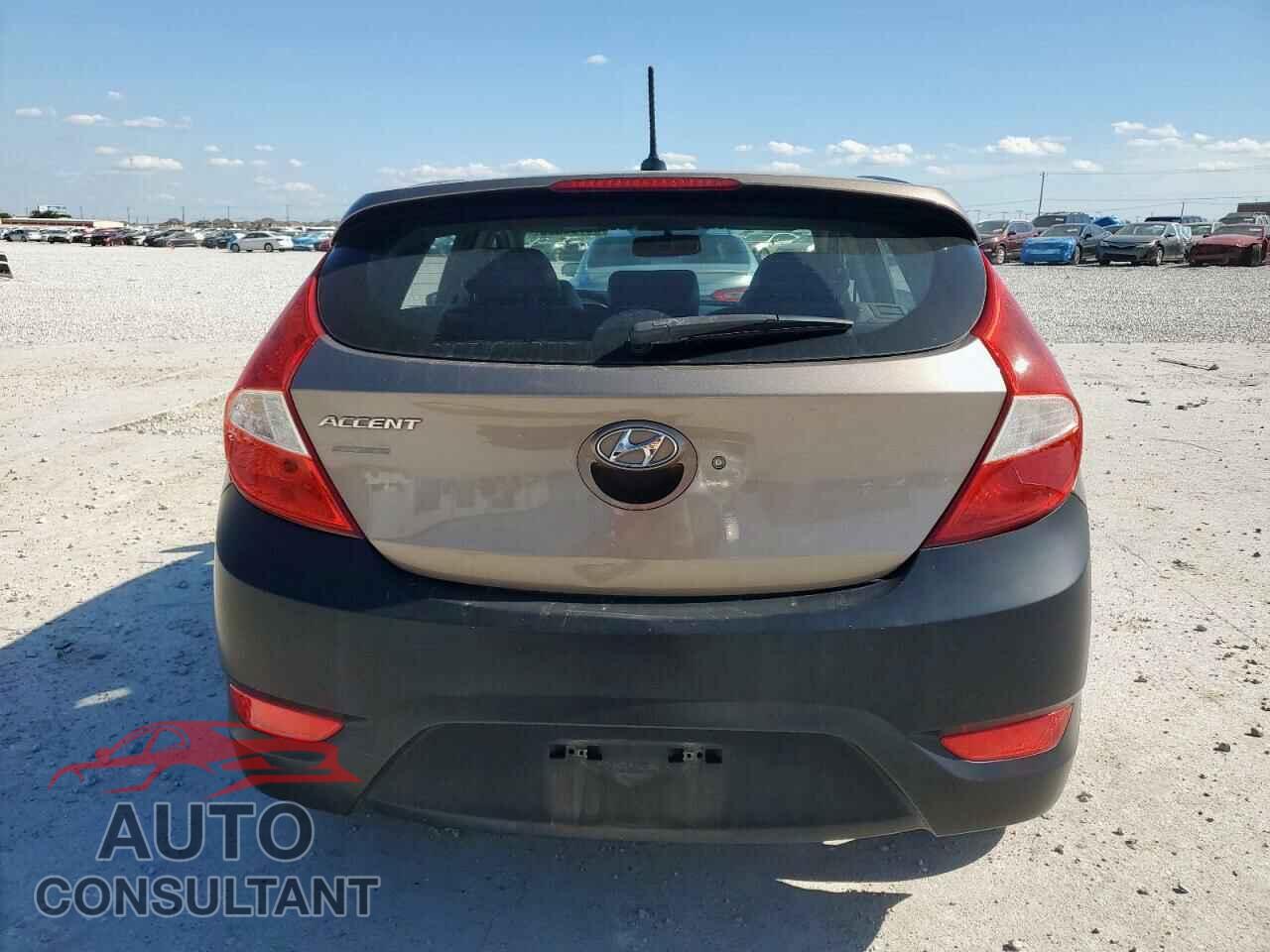 HYUNDAI ACCENT 2012 - KMHCU5AE7CU005441