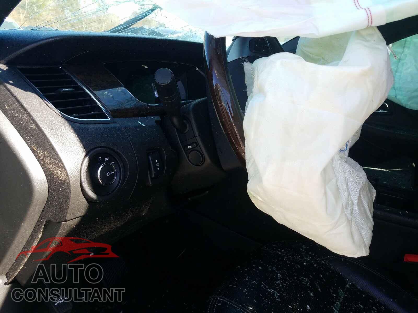 FORD TAURUS 2017 - 1FAHP2F86HG104511