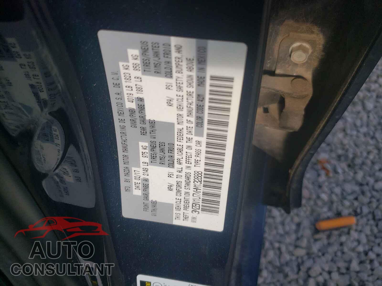MAZDA 3 2017 - 3MZBN1U7XHM132888