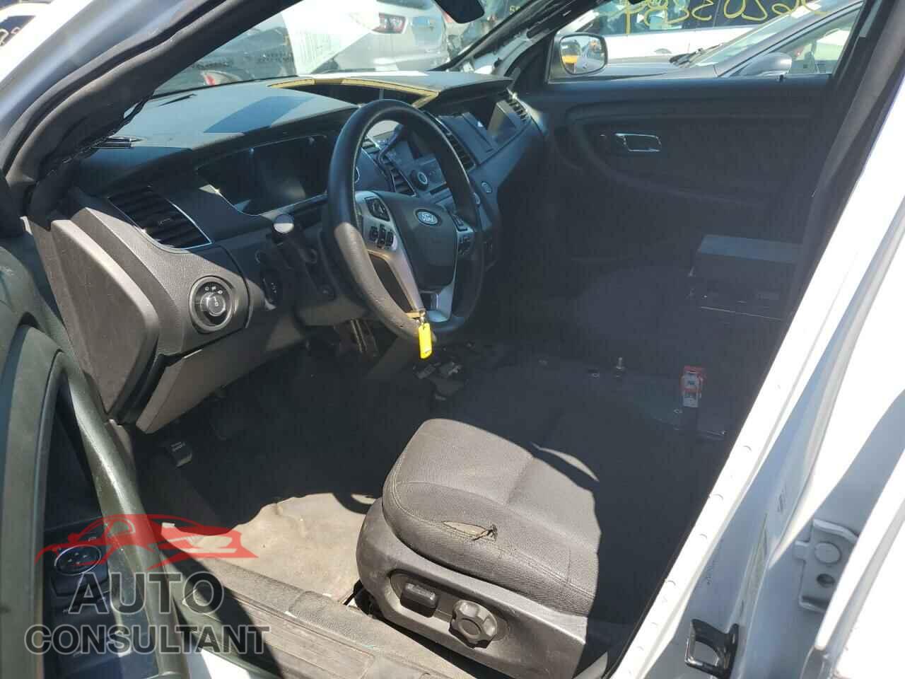 FORD TAURUS 2017 - 1FAHP2MT1HG145751