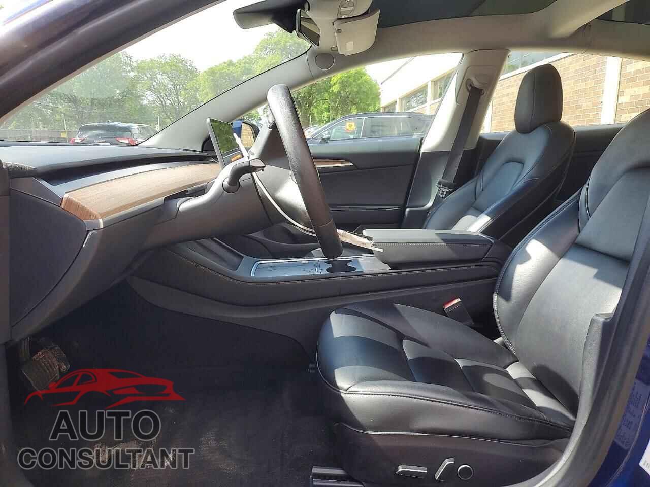 TESLA MODEL 3 2022 - 5YJ3E1EA0NF371576