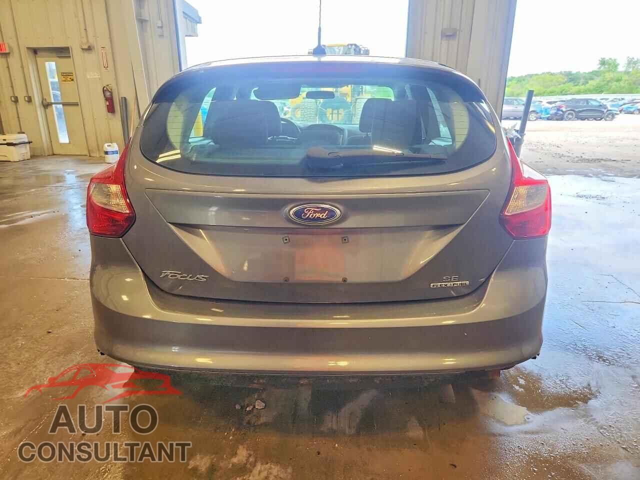 FORD FOCUS 2014 - 1FADP3K27EL181560
