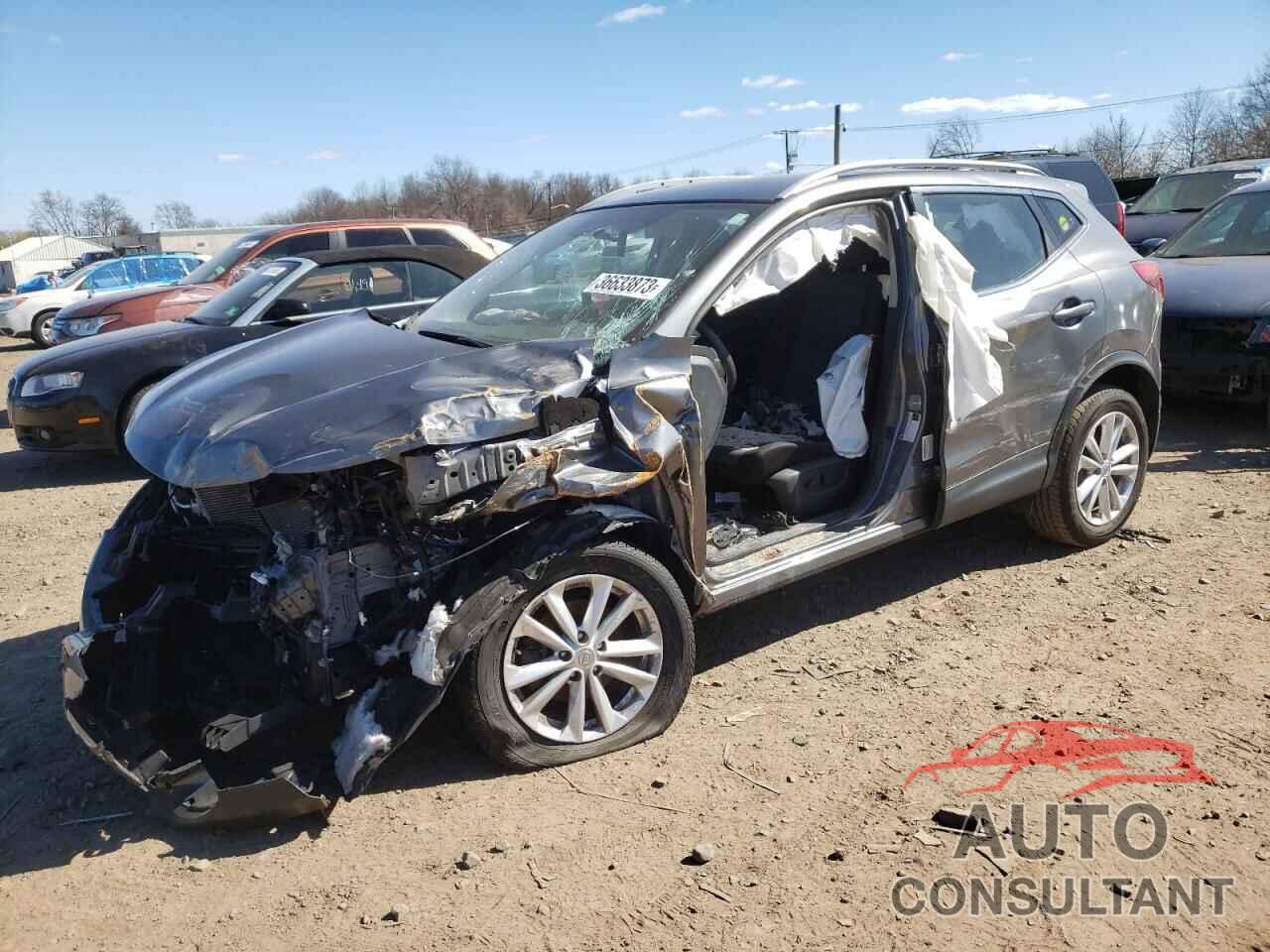 NISSAN ROGUE 2017 - JN1BJ1CR2HW129925