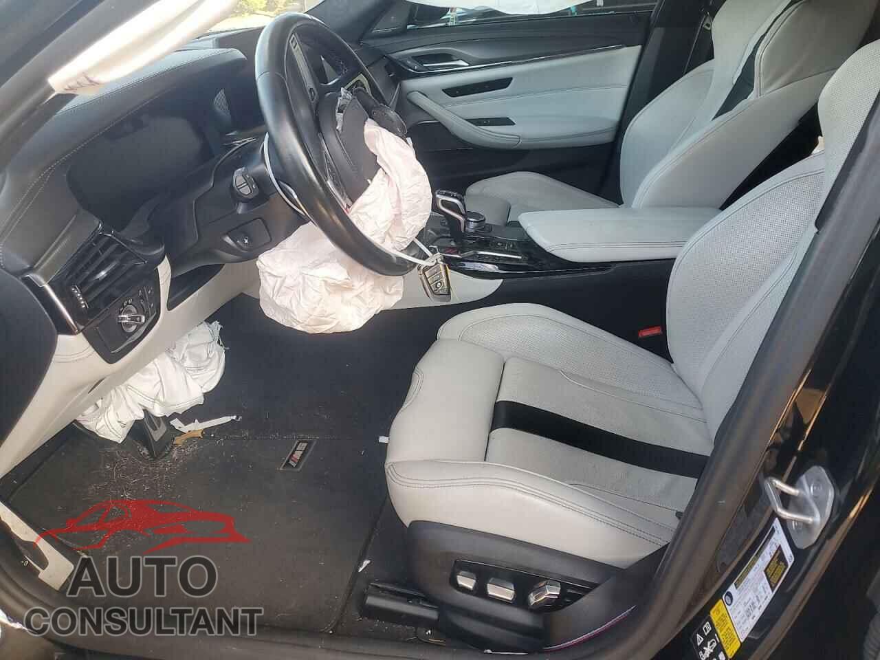 BMW M5 2022 - WBS83CH04NCL06830