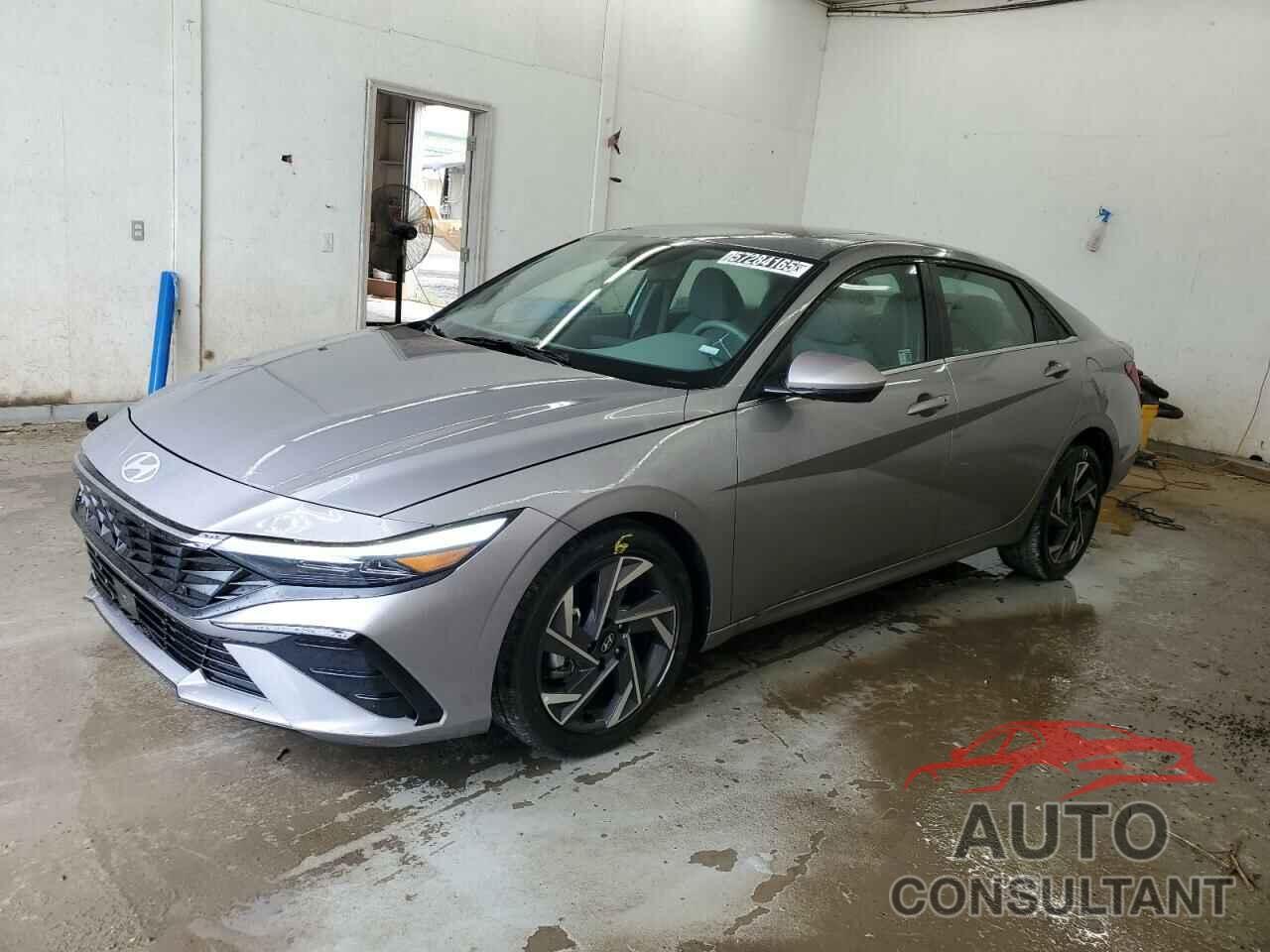 HYUNDAI ELANTRA 2025 - KMHLS4DG9SU935983