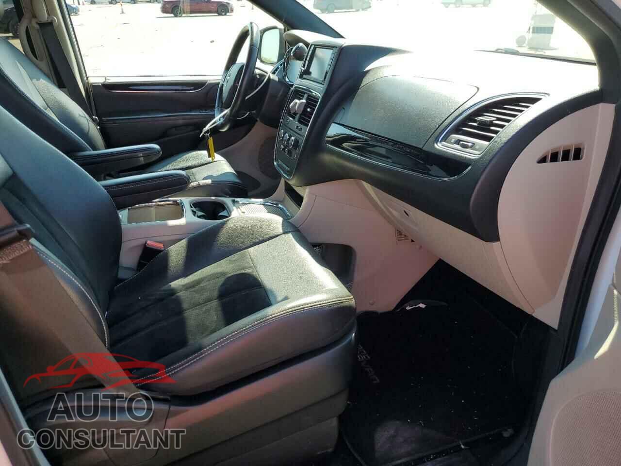 DODGE CARAVAN 2017 - 2C4RDGCG9HR827736