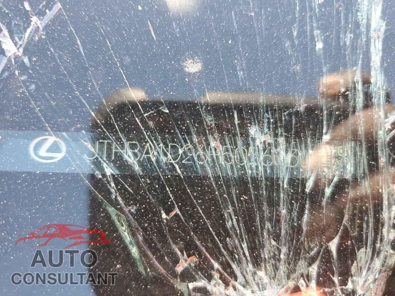 LEXUS IS 2017 - JTHBA1D26H5056030