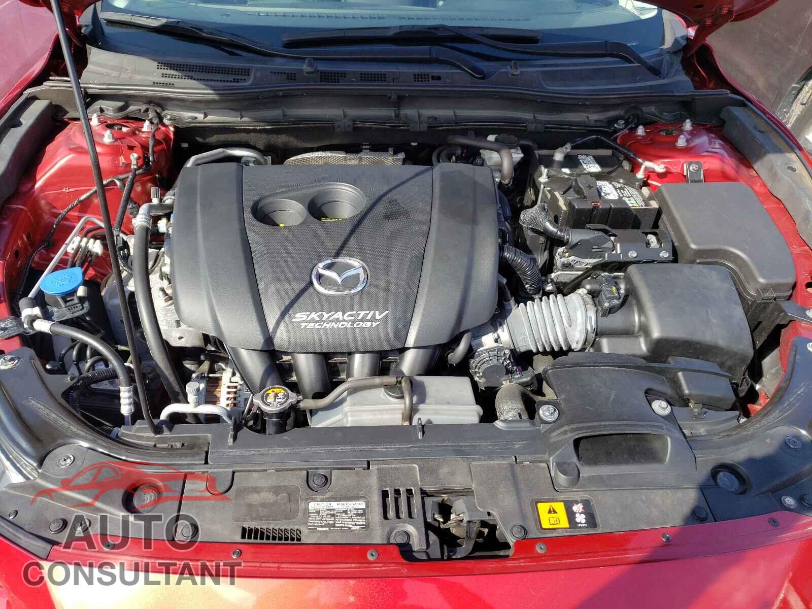 MAZDA 3 2018 - 3MZBN1V36JM267240