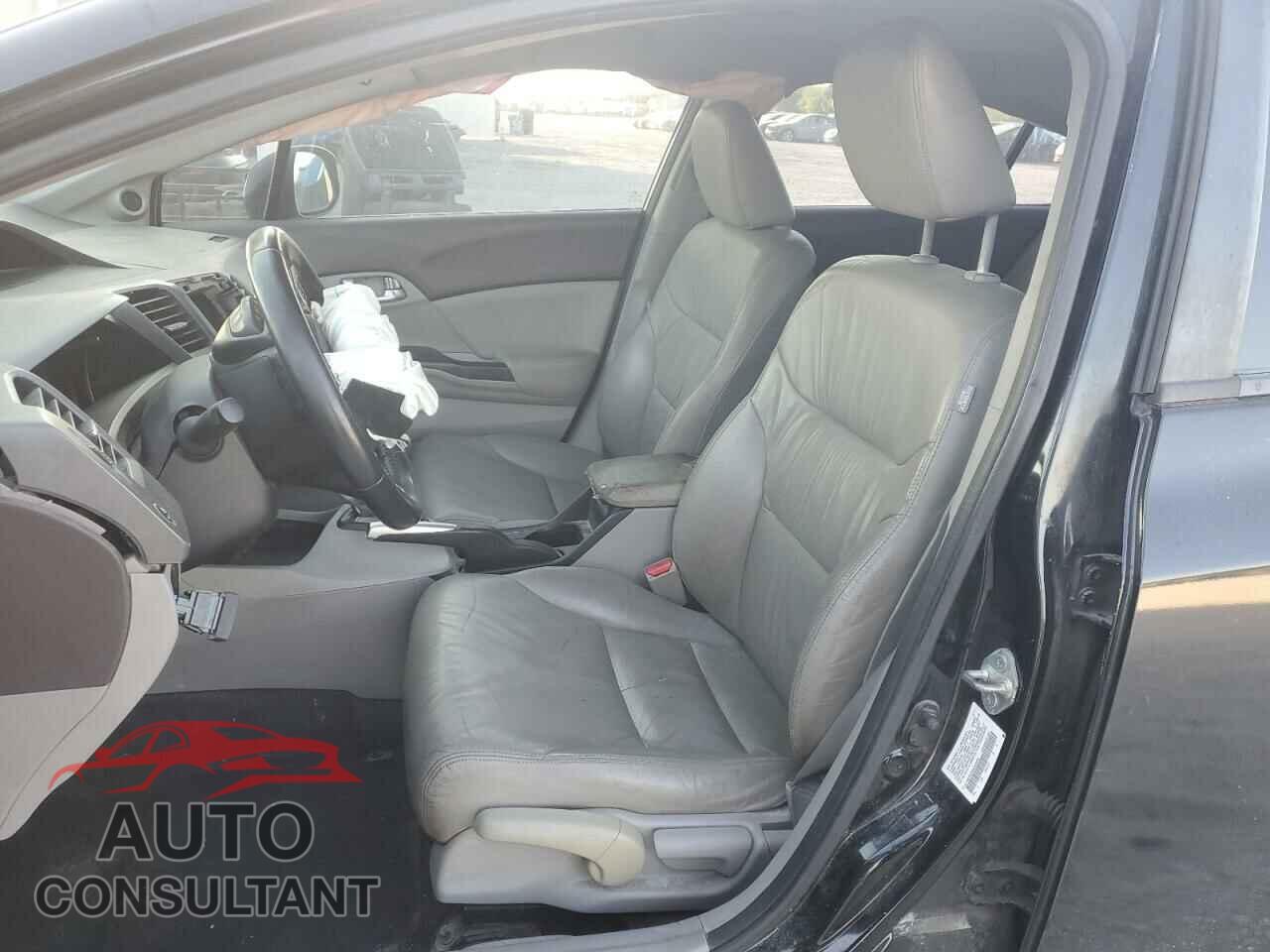 HONDA CIVIC 2012 - 2HGFB2F96CH542209