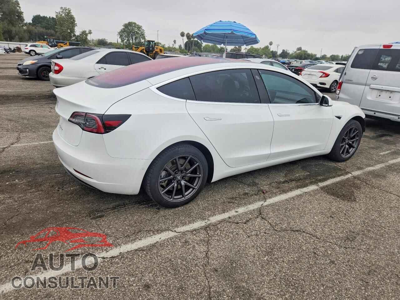 TESLA MODEL 3 2018 - 5YJ3E1EA3JF009106
