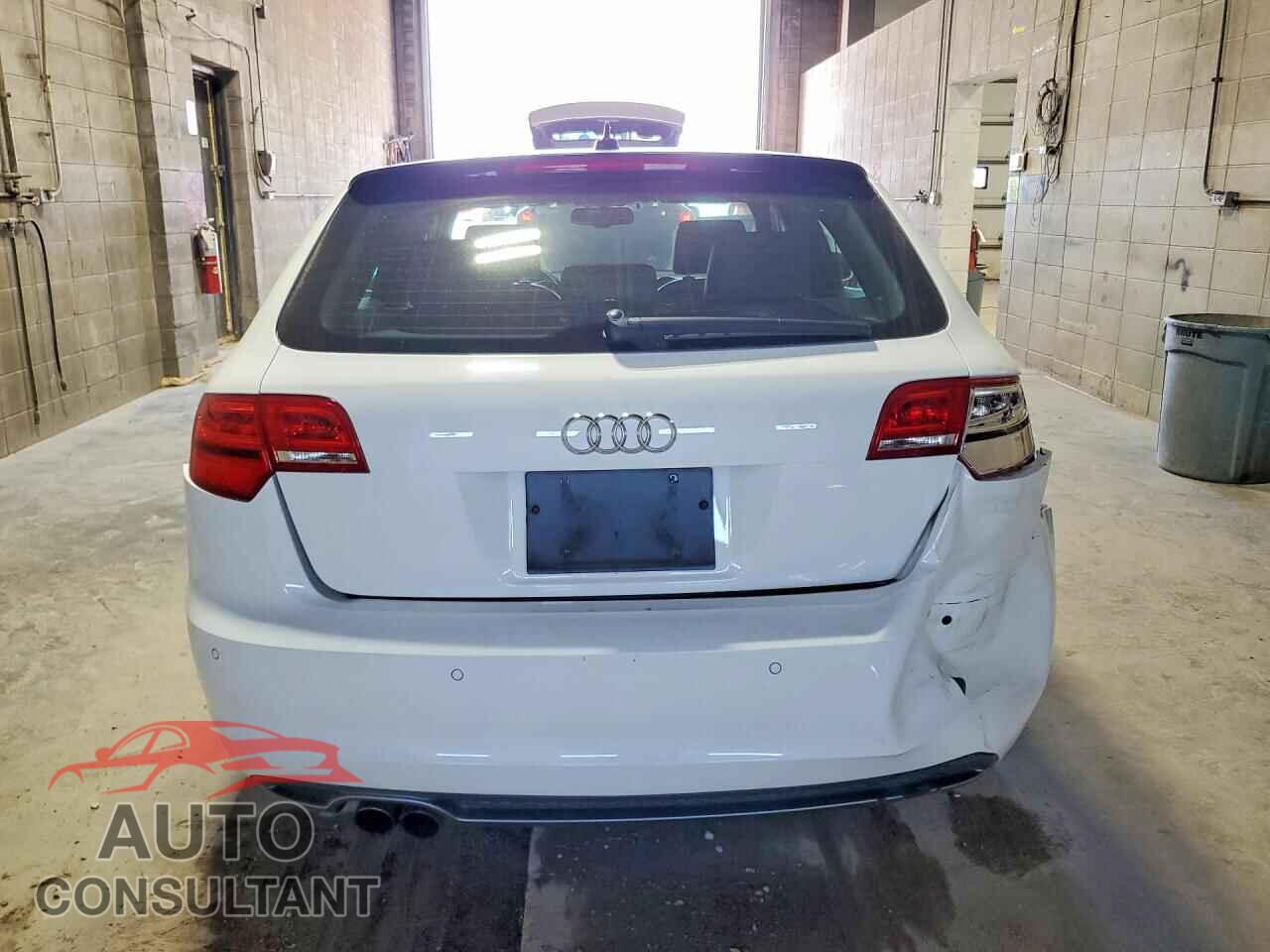 AUDI A3 2012 - WAUMFBFM0CA061687
