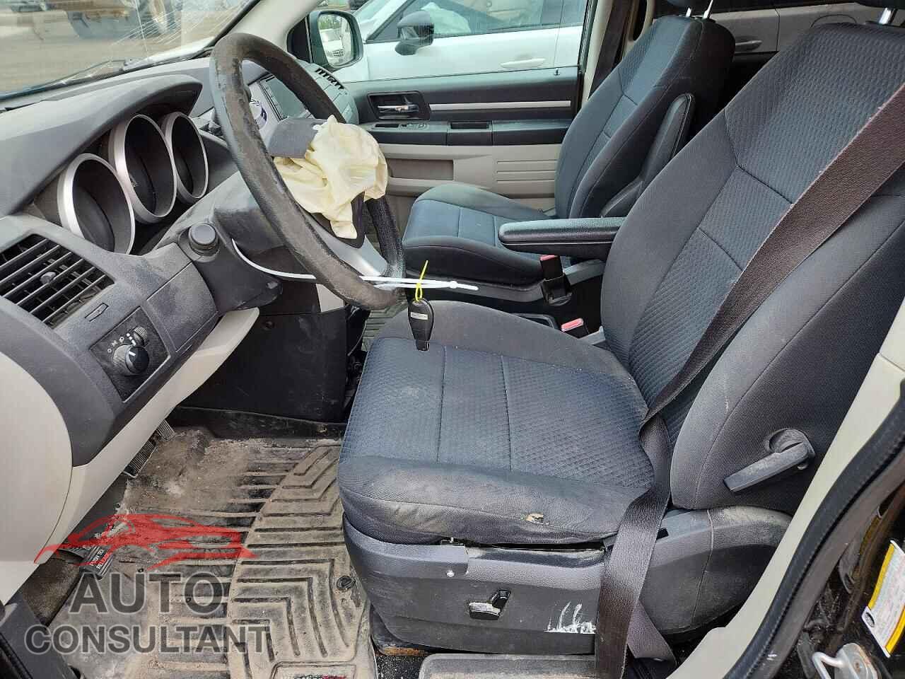 DODGE CARAVAN 2010 - 2D4RN4DE7AR225953