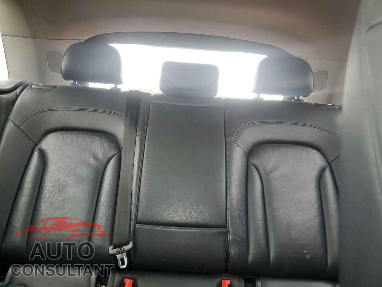 AUDI Q3 2016 - WA1EFCFS1GR003021