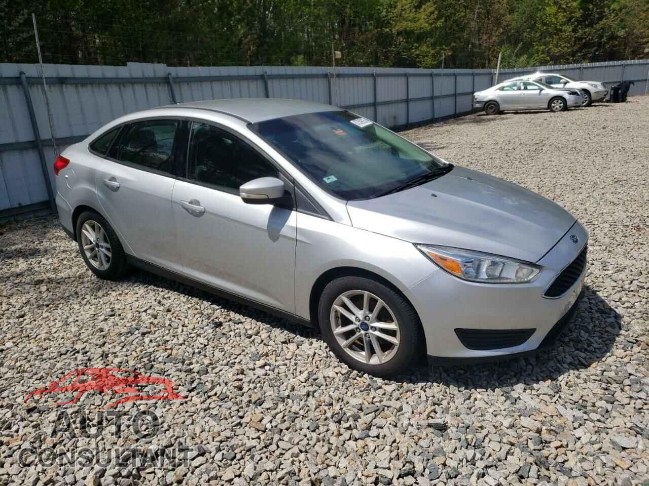 FORD FOCUS 2017 - 1FADP3F27HL269104