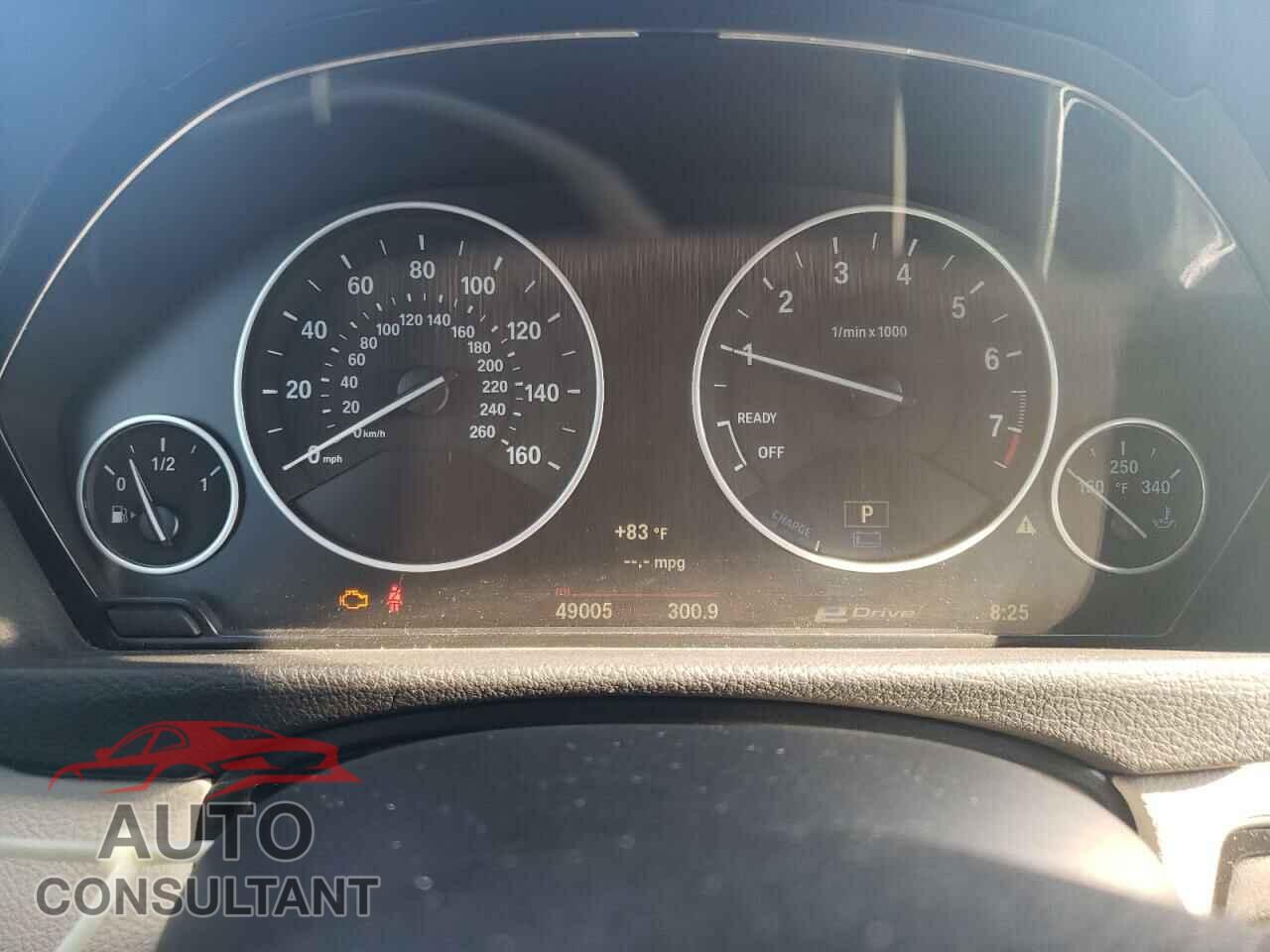 BMW 3 SERIES 2017 - WBA8E1C38HA158959