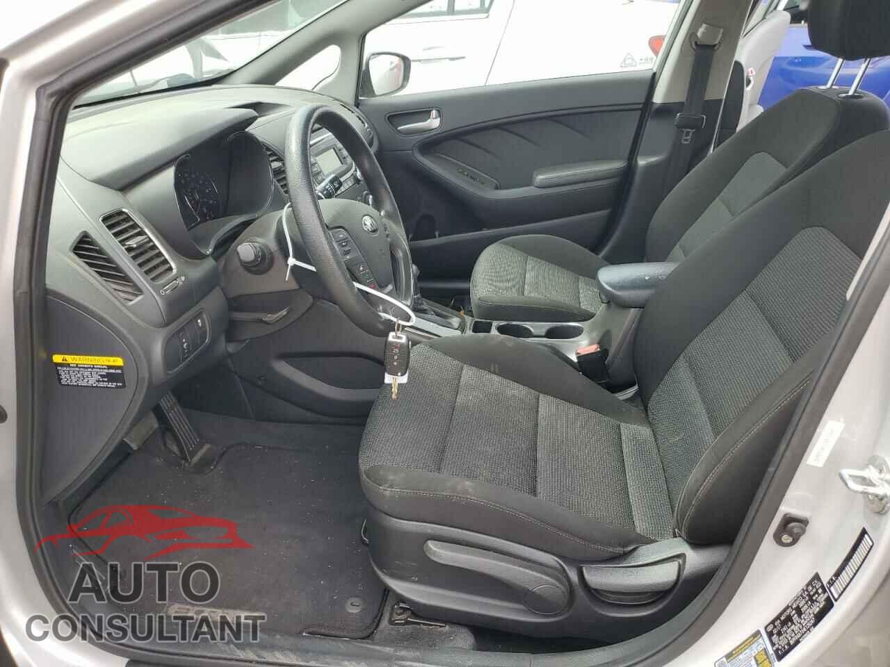 KIA FORTE 2017 - 3KPFK4A71HE126247