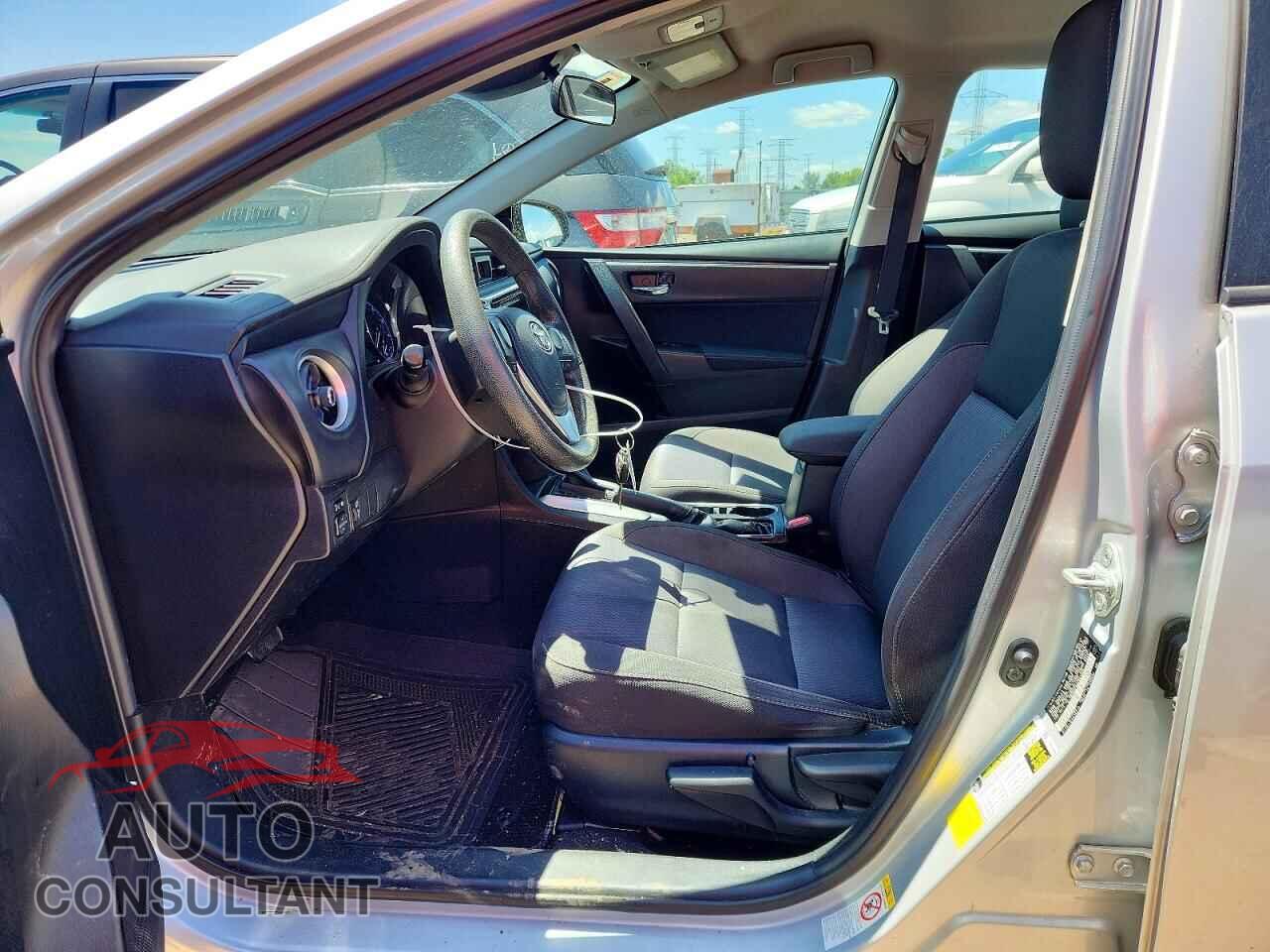 TOYOTA COROLLA 2017 - 2T1BURHE0HC844669