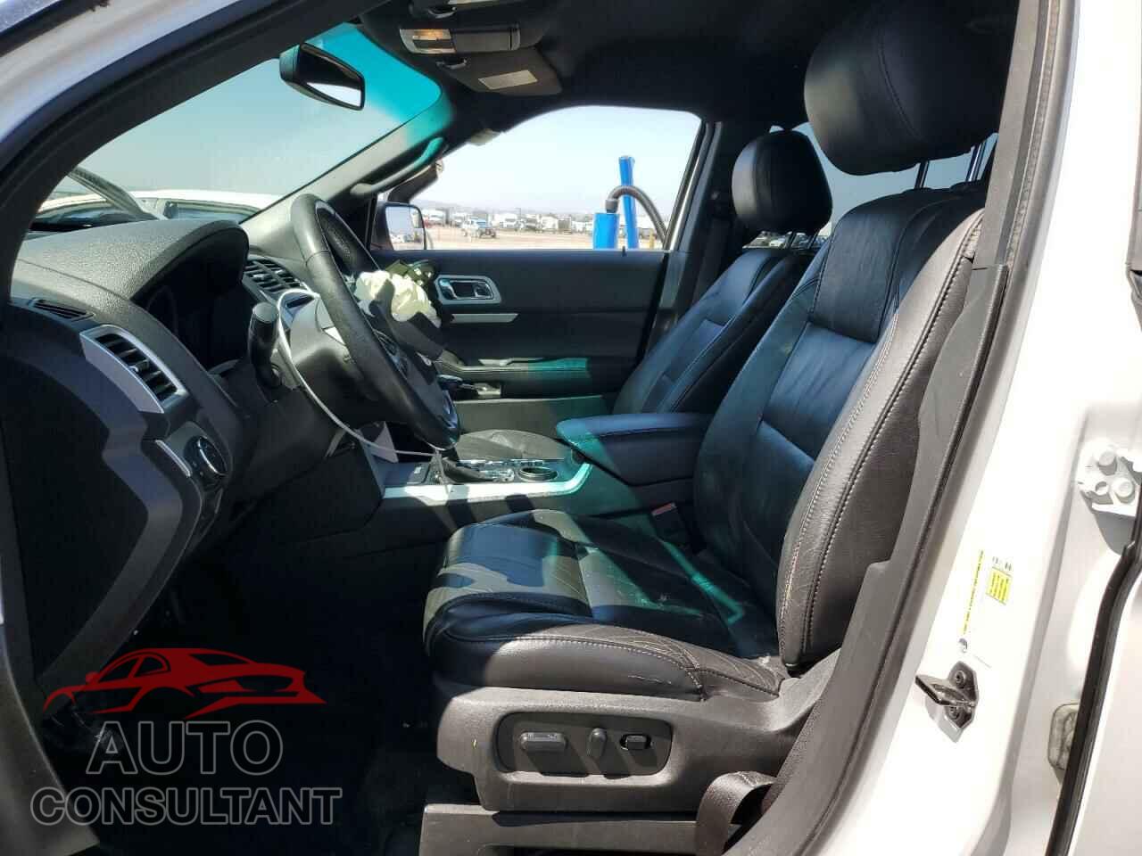 FORD EXPLORER 2014 - 1FM5K7D80EGC58523