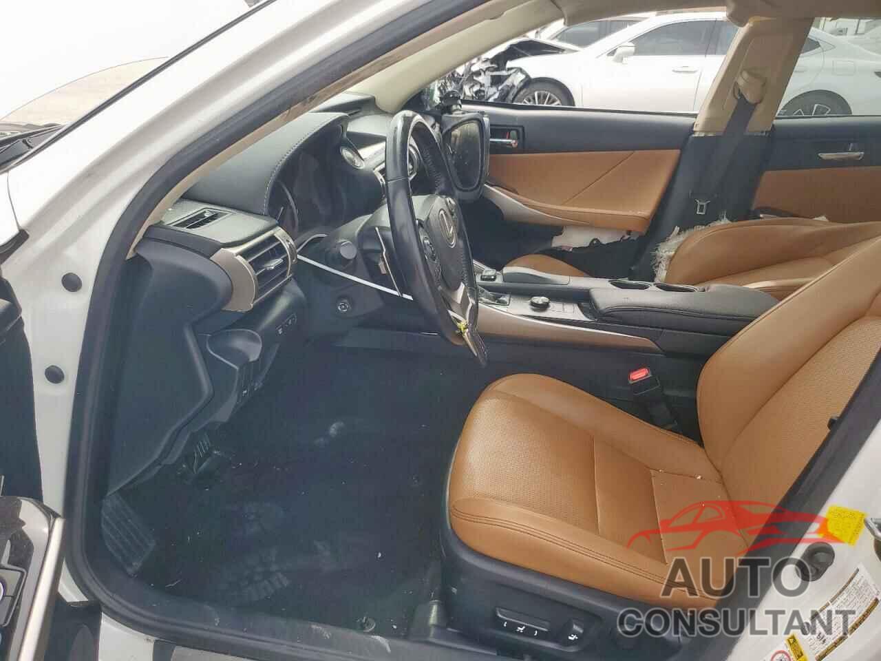LEXUS IS 2016 - JTHBA1D28G5021651