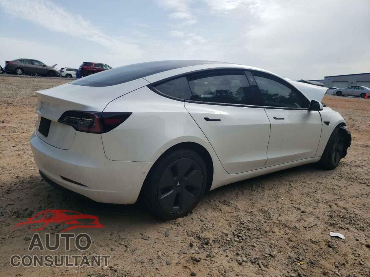 TESLA MODEL 3 2022 - 5YJ3E1EA9NF301106