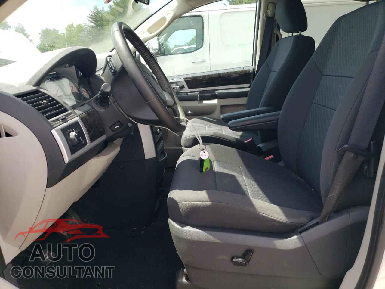 DODGE CARAVAN 2010 - 2D4RN5D17AR154918