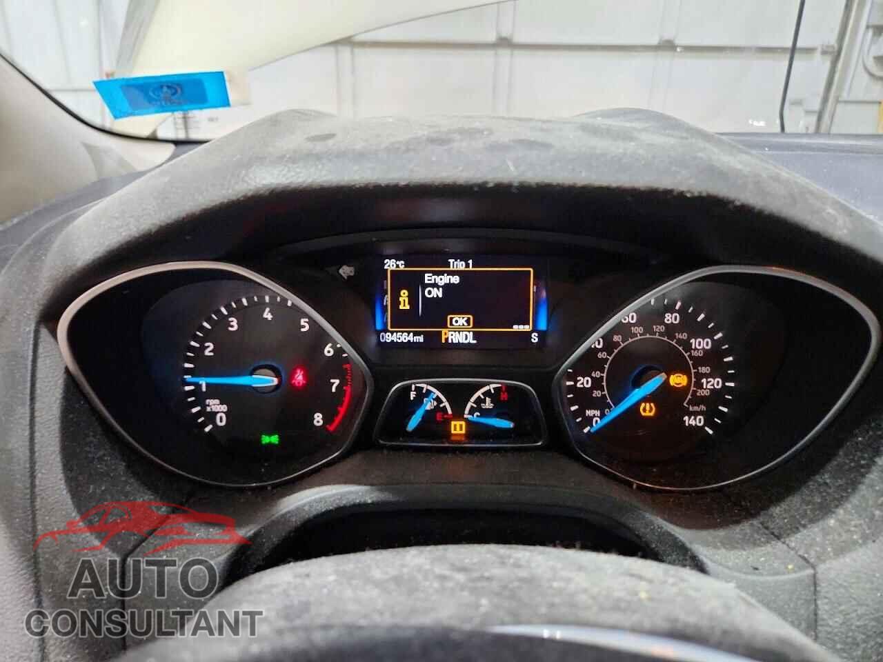 FORD FOCUS 2015 - 1FADP3F21FL246916