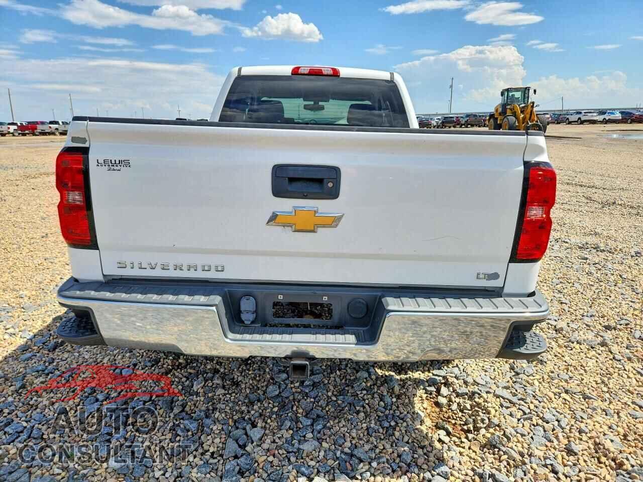 CHEVROLET SILVERADO 2015 - 1GCVKREC9FZ357642
