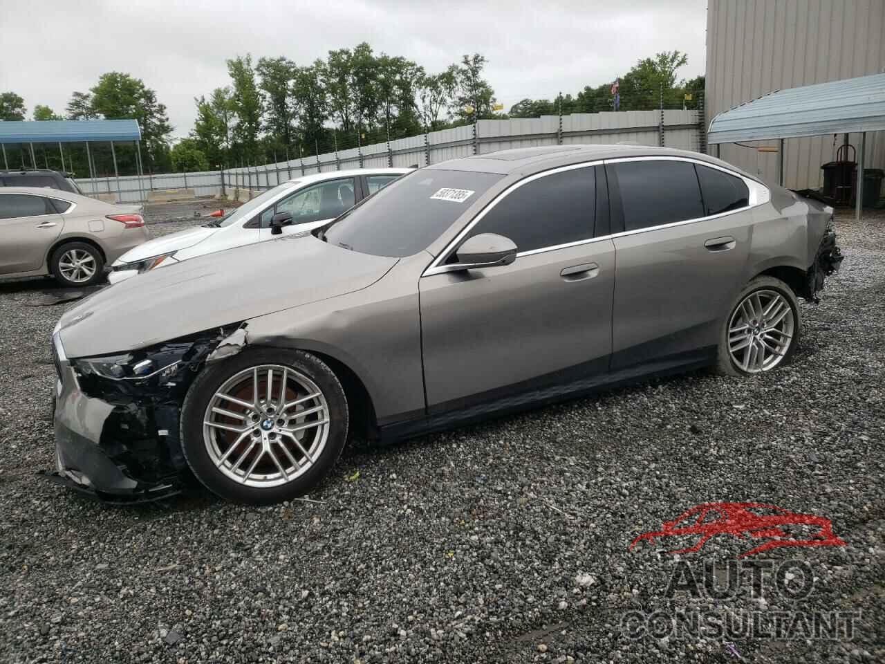 BMW 5 SERIES 2024 - WBA53FJ09RCS08708
