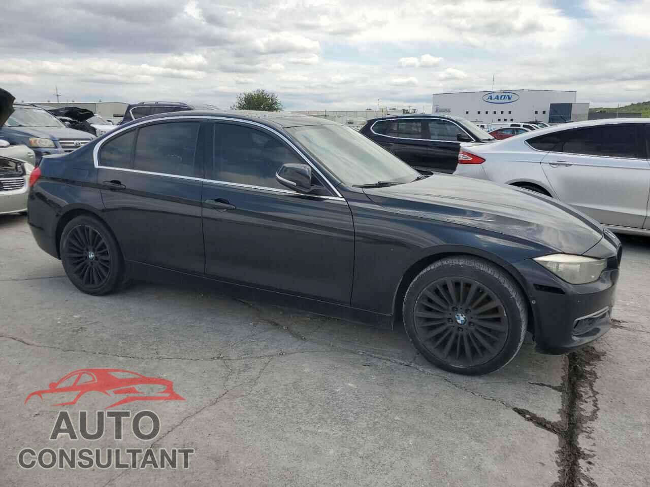 BMW 3 SERIES 2013 - WBA3A5G56DNP18702