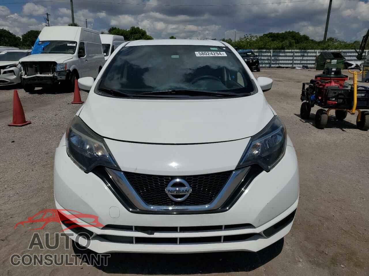 NISSAN VERSA 2017 - 3N1CE2CP3HL360531