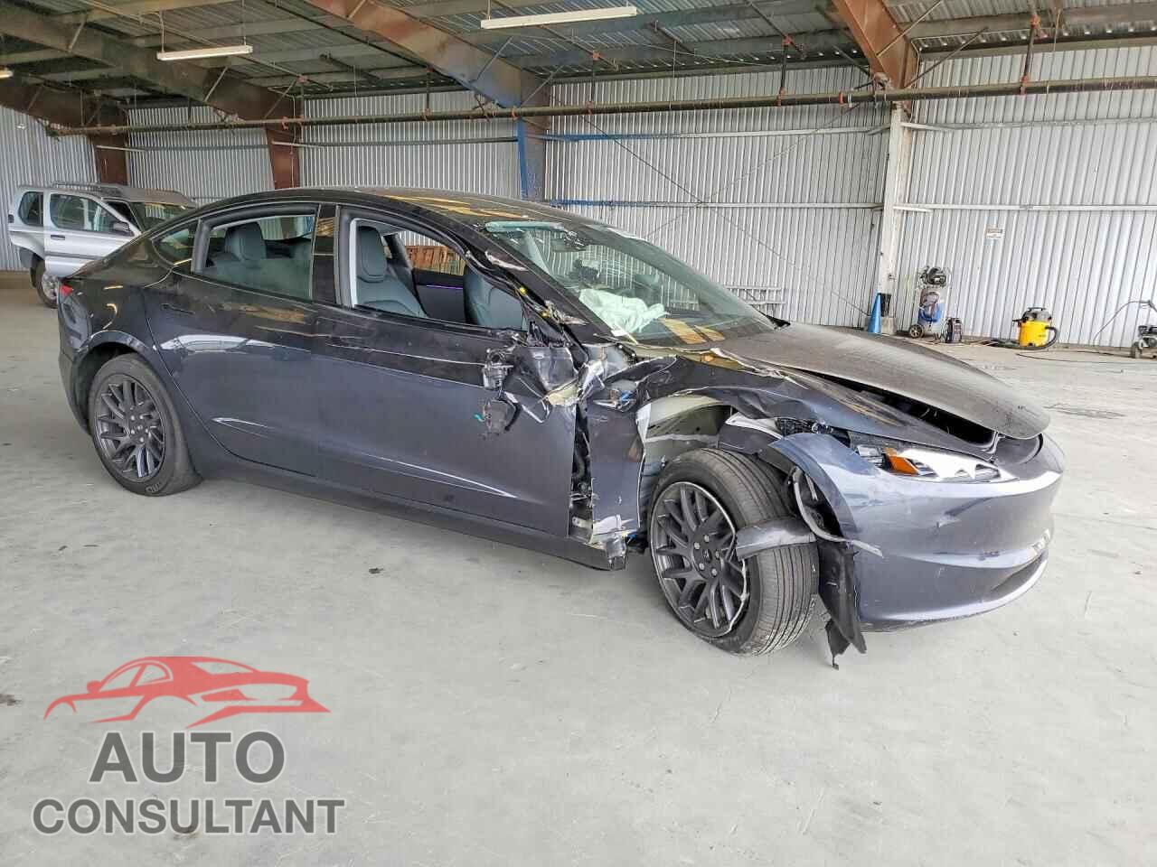 TESLA MODEL 3 2026 - 5YJ3E1EA8TF154788