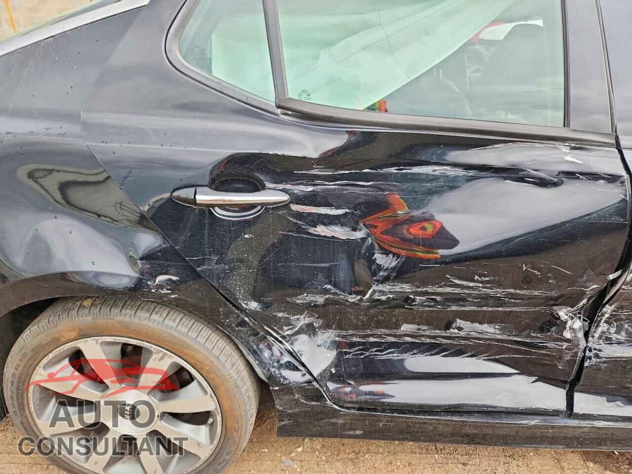 KIA OPTIMA 2012 - 5XXGR4A66CG079000