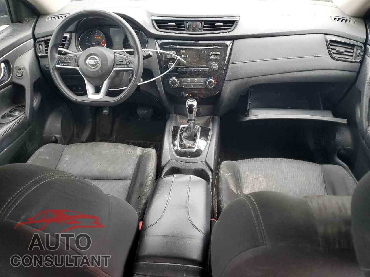 NISSAN ROGUE 2017 - KNMAT2MV2HP506011