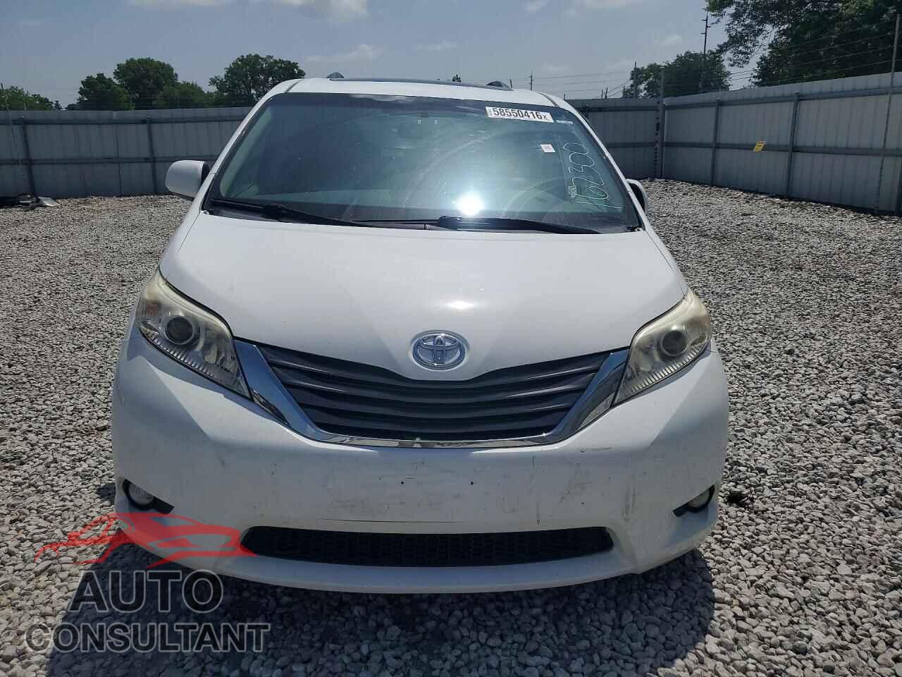 TOYOTA SIENNA 2011 - 5TDYK3DC4BS162300