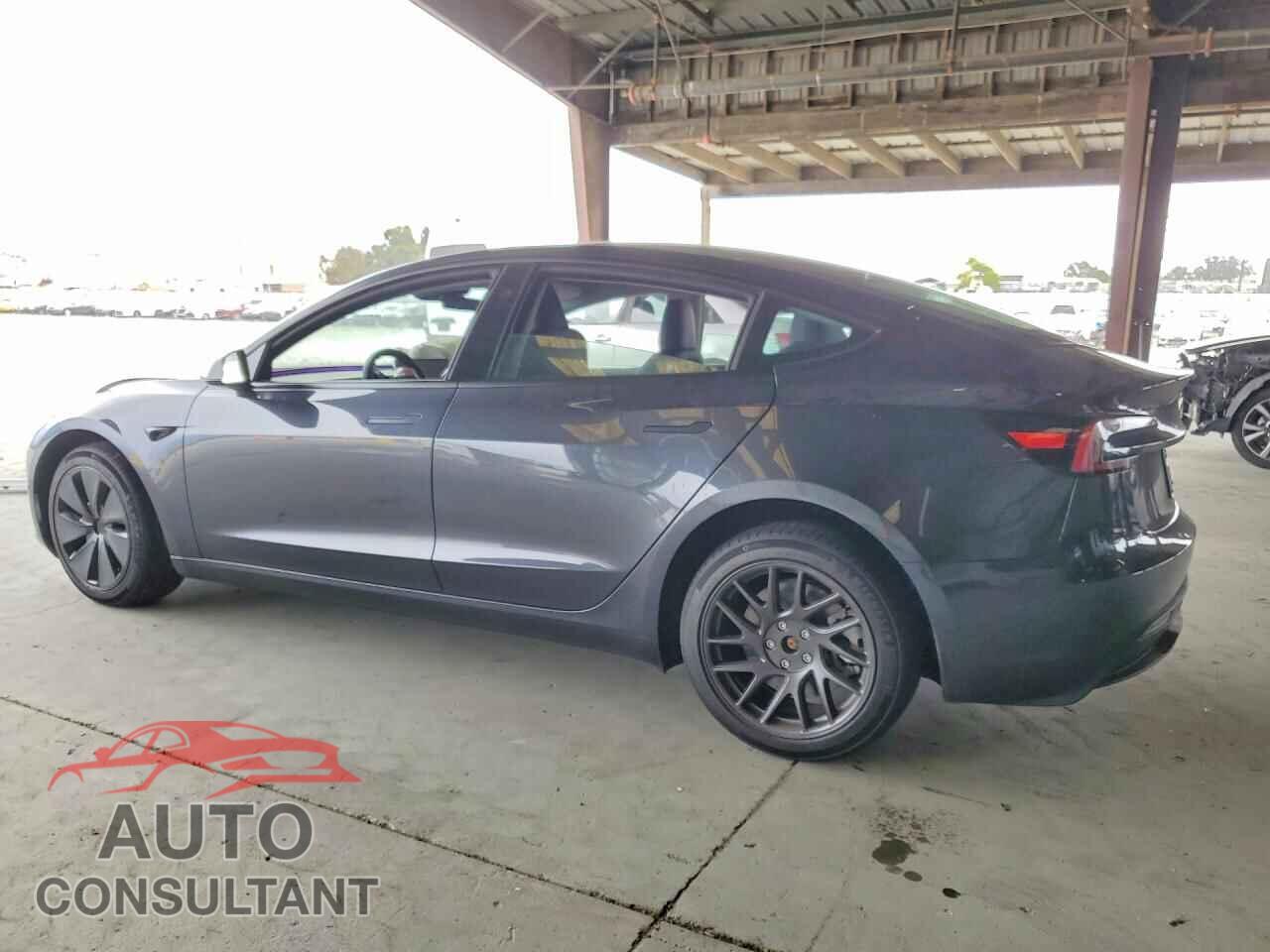 TESLA MODEL 3 2026 - 5YJ3E1EA8TF154788