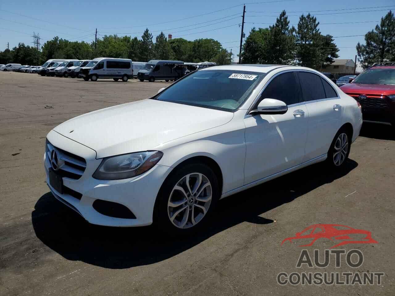 MERCEDES-BENZ C-CLASS 2018 - 55SWF4KB1JU248306