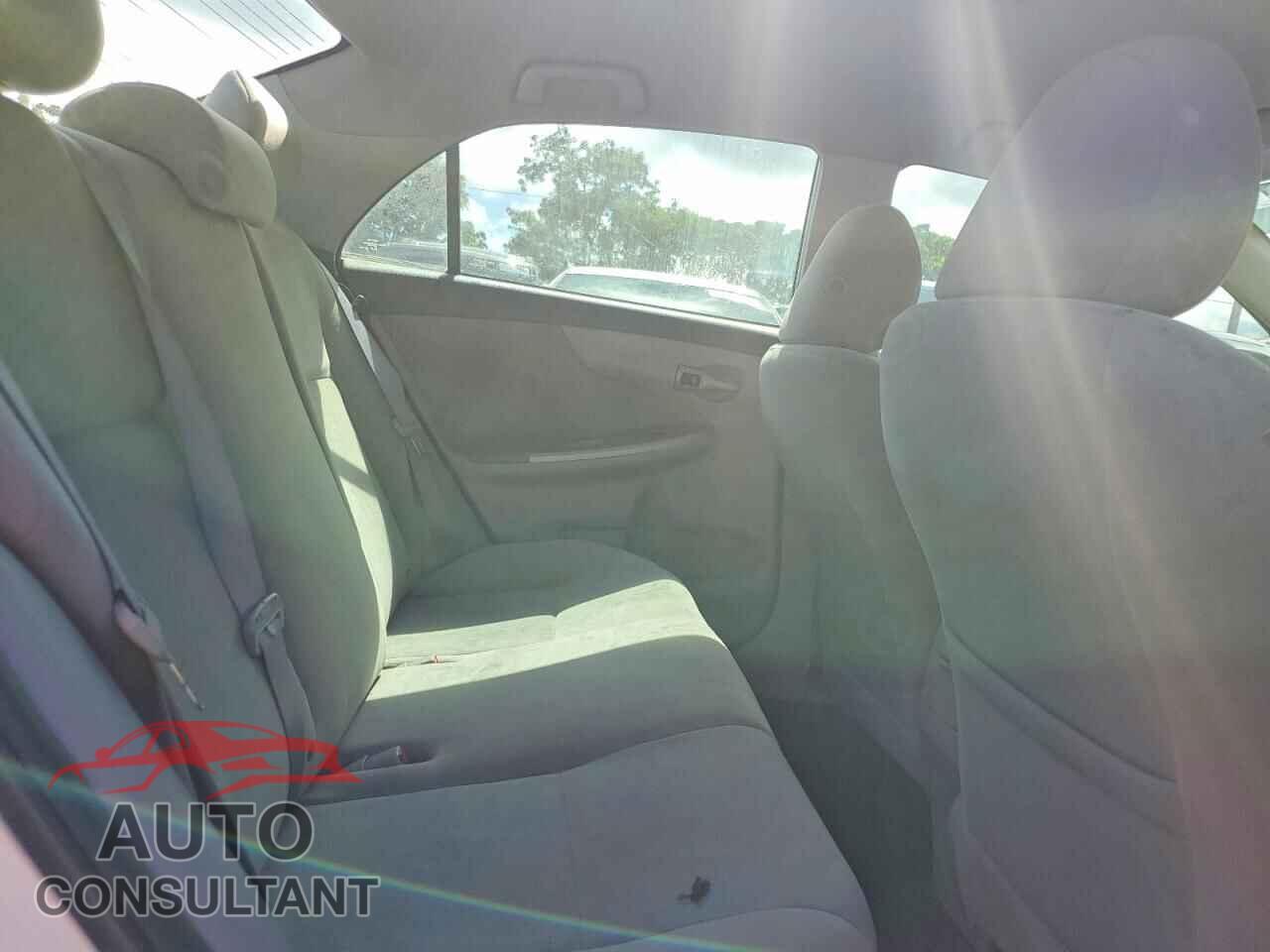 TOYOTA COROLLA 2012 - 2T1BU4EE5CC755552