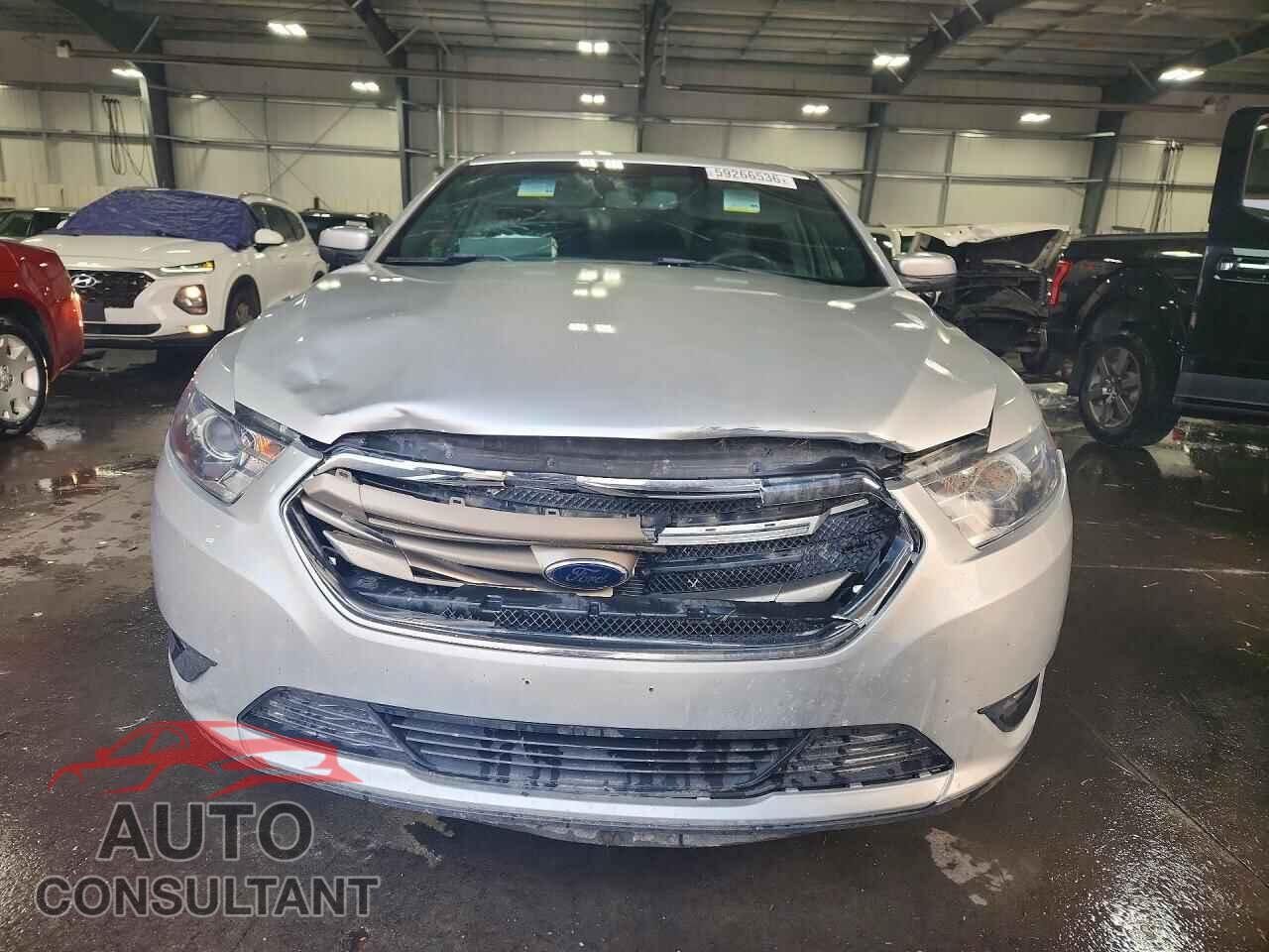 FORD TAURUS 2015 - 1FAHP2E85FG193891