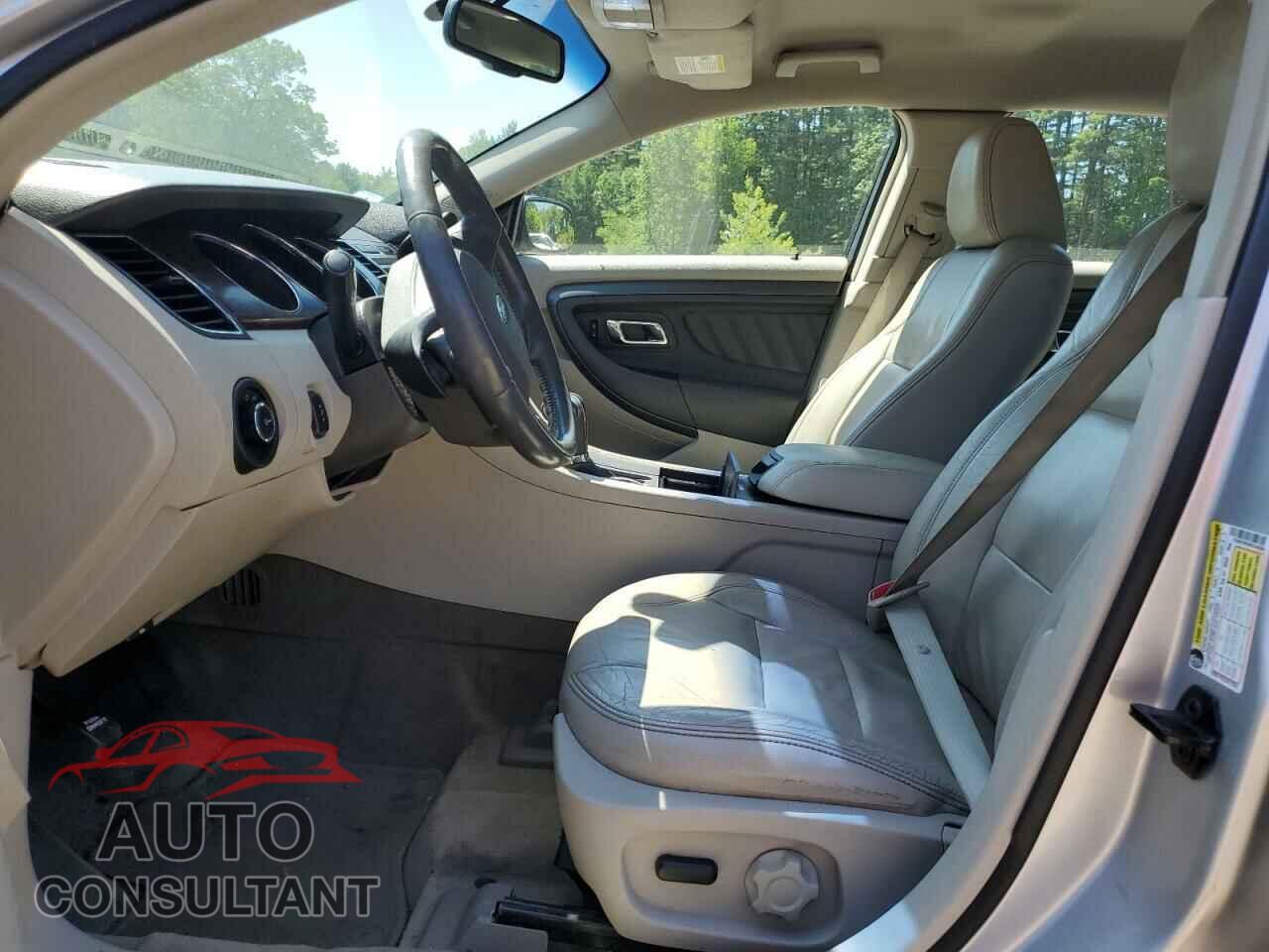 FORD TAURUS 2011 - 1FAHP2EW3BG168366