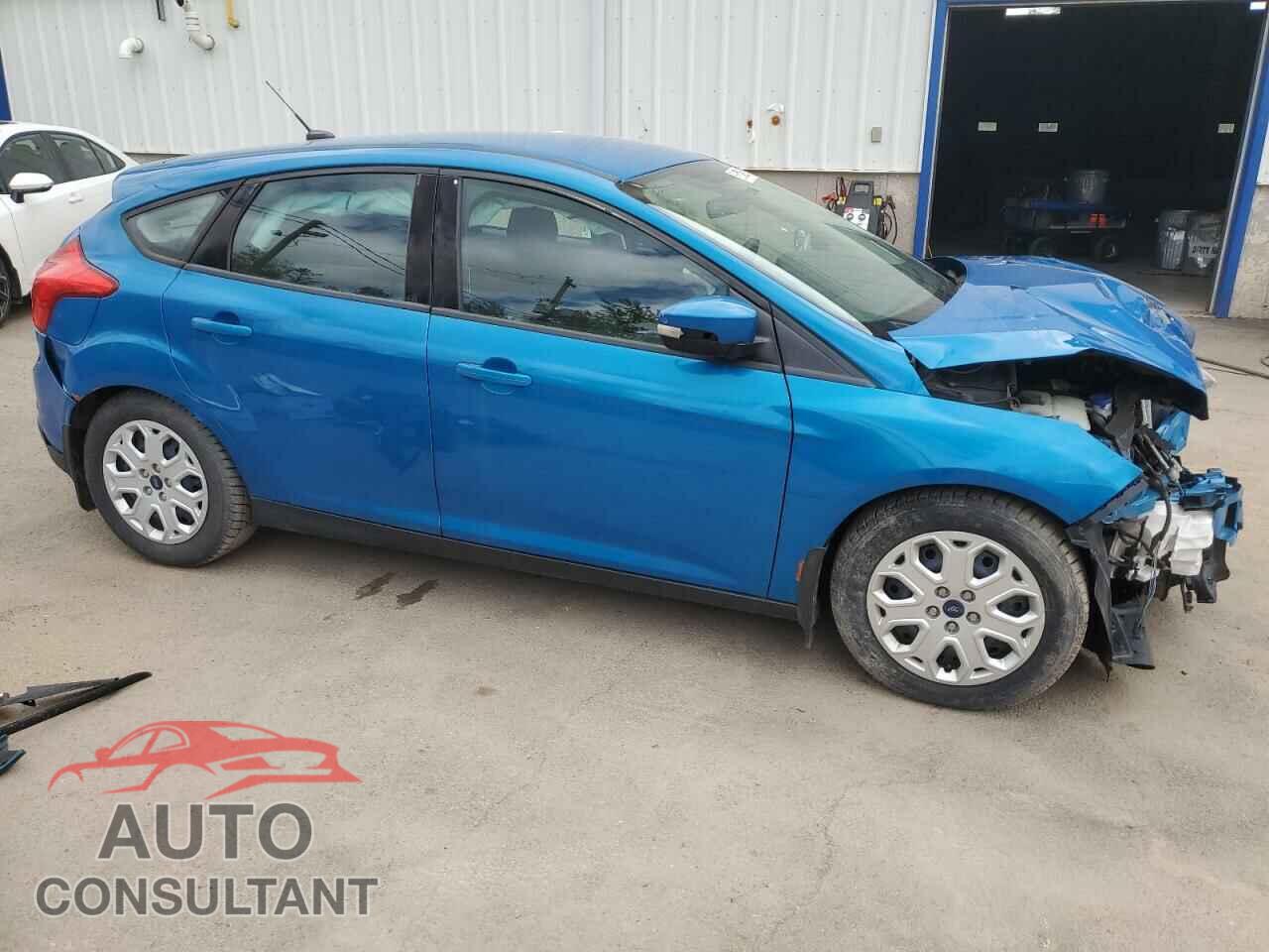 FORD FOCUS 2014 - 1FADP3K27EL214427
