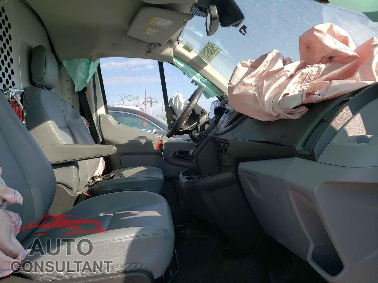 FORD TRANSIT CO 2016 - 1FTYR1YM1GKA01212