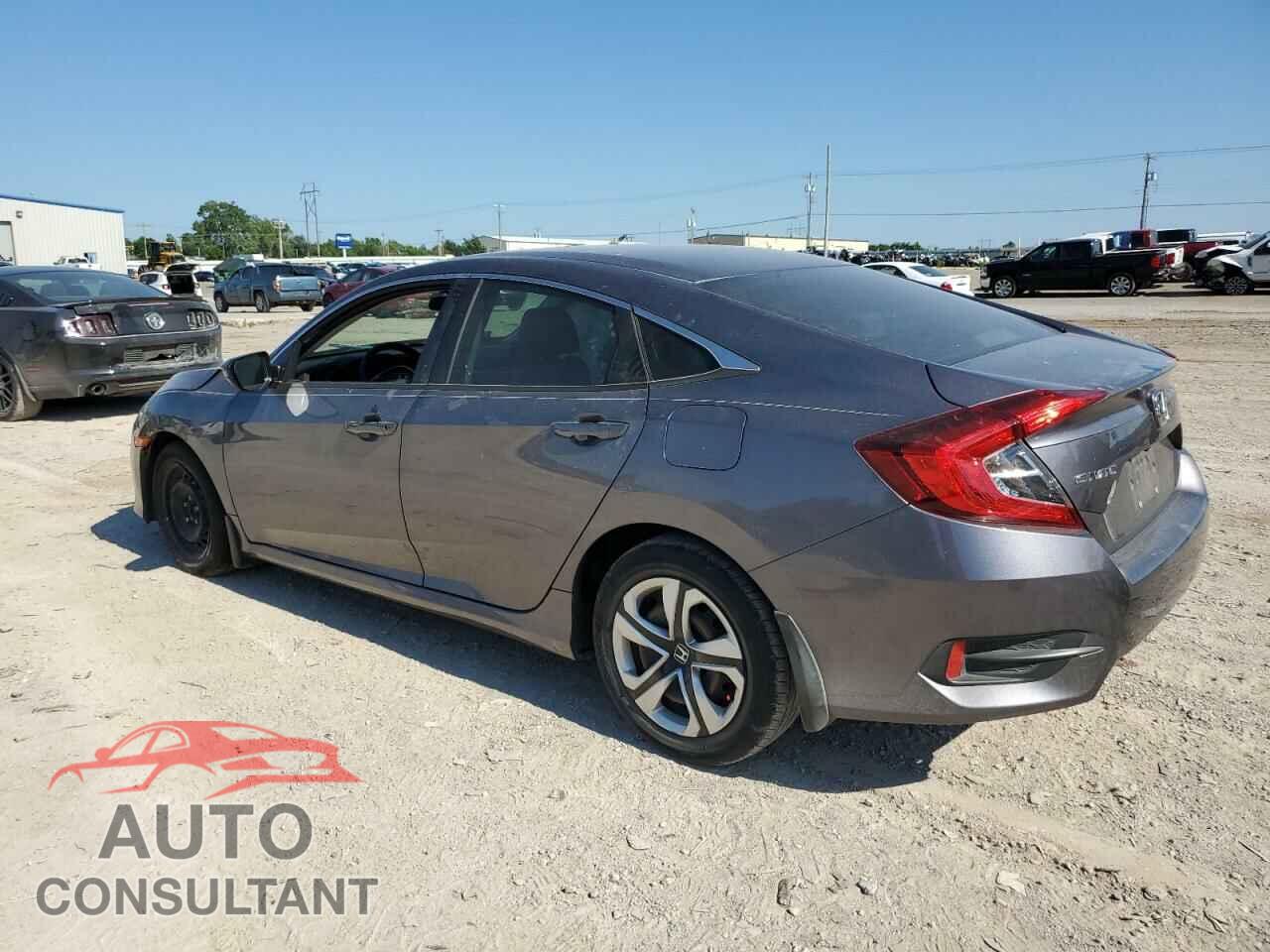 HONDA CIVIC 2018 - 19XFC2F53JE019697