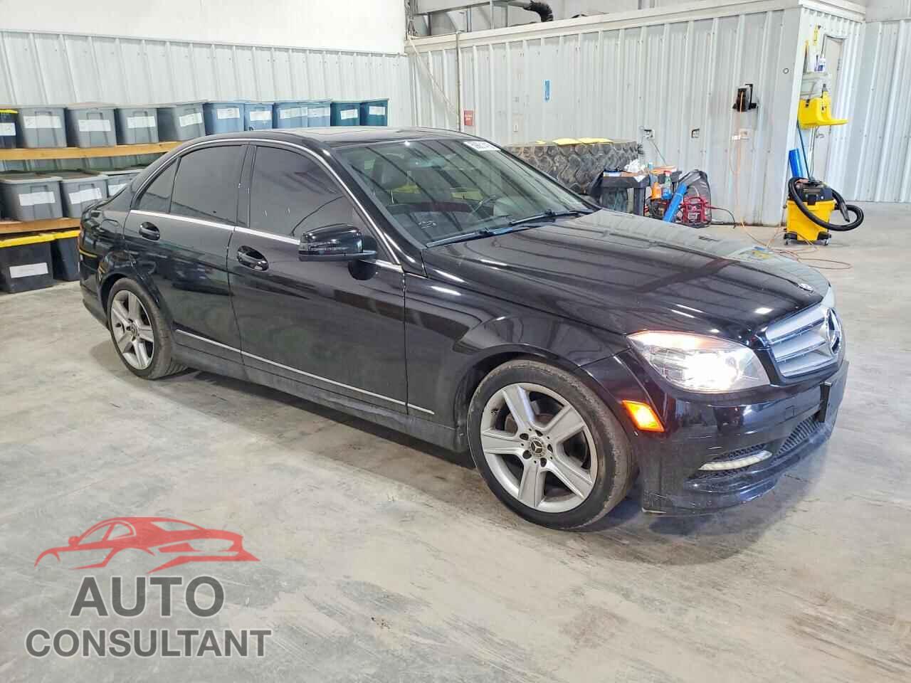 MERCEDES-BENZ C-CLASS 2011 - WDDGF8BB6BR185962
